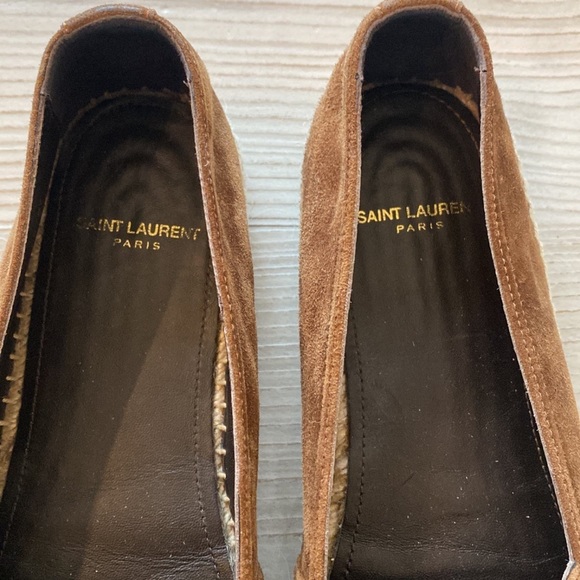 Authentic Yves Saint Laurent (YSL) shoes - Picture 2 of 4